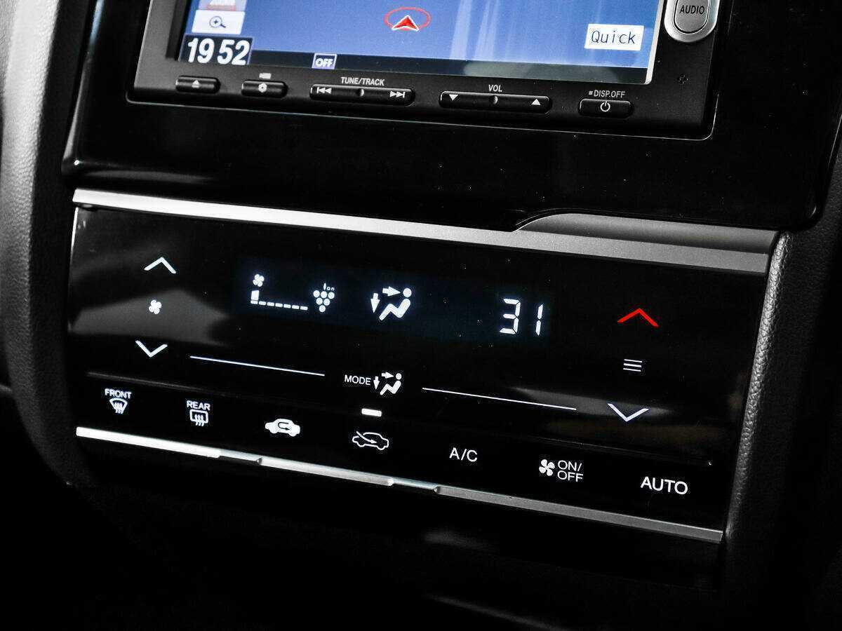 Купить Honda Fit с пробегом. Фото: #11