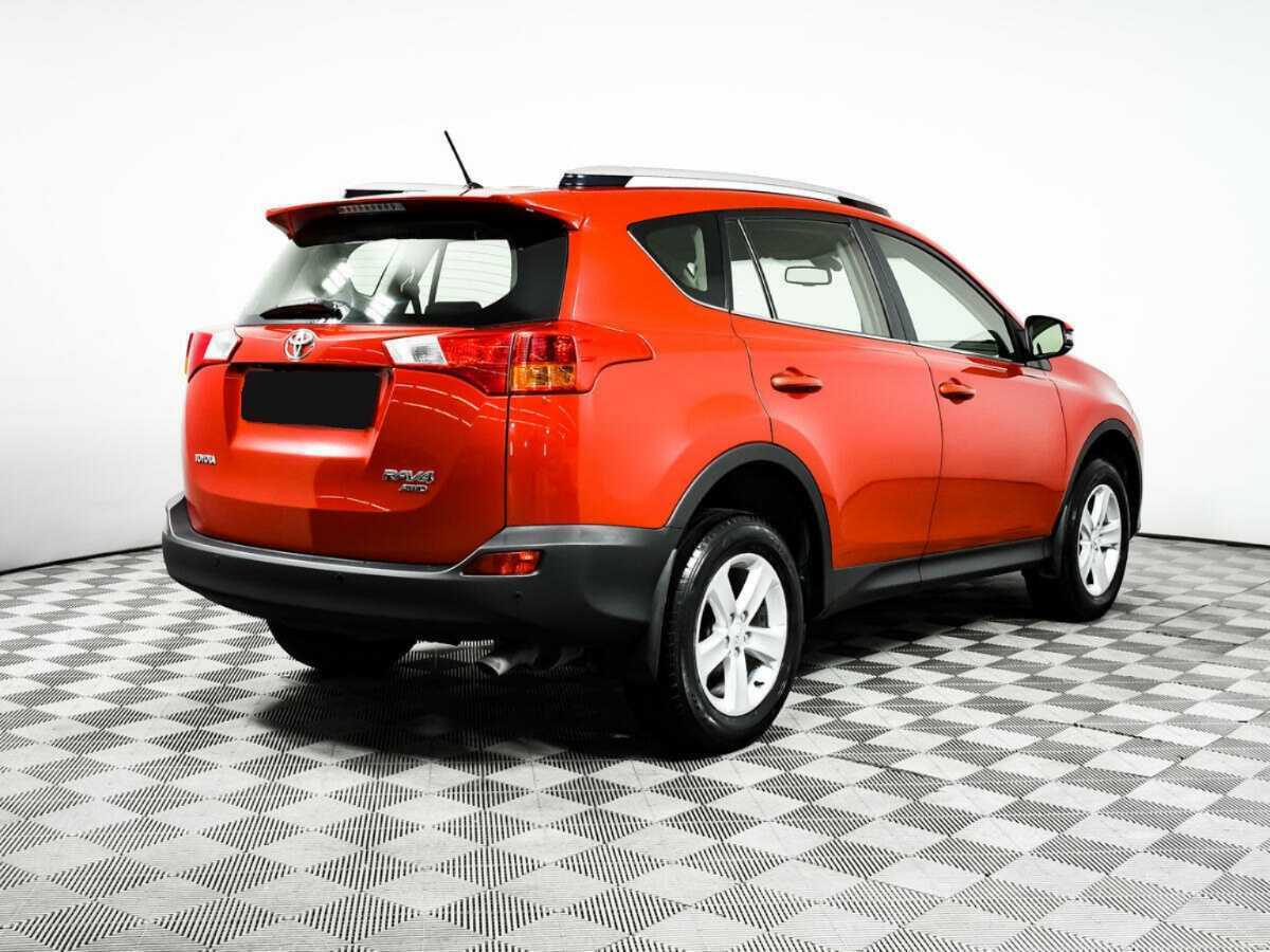 Купить Toyota RAV4 с пробегом. Фото: #4