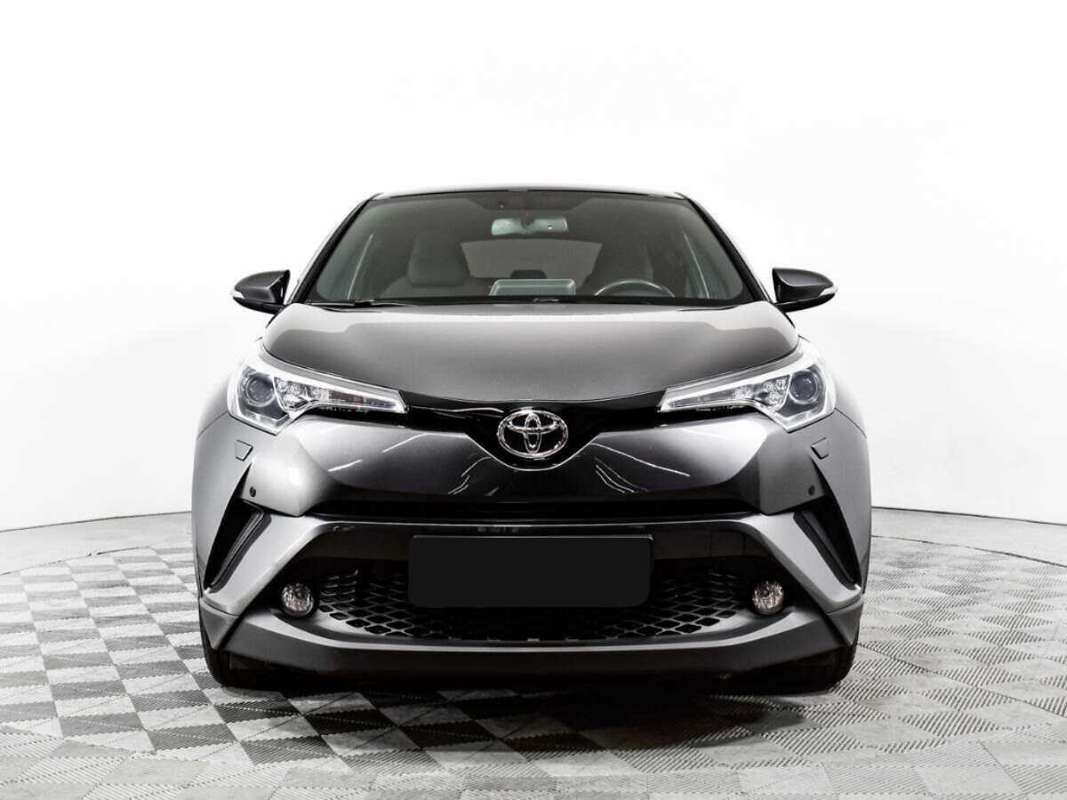 Купить Toyota C-HR с пробегом. Фото: #1