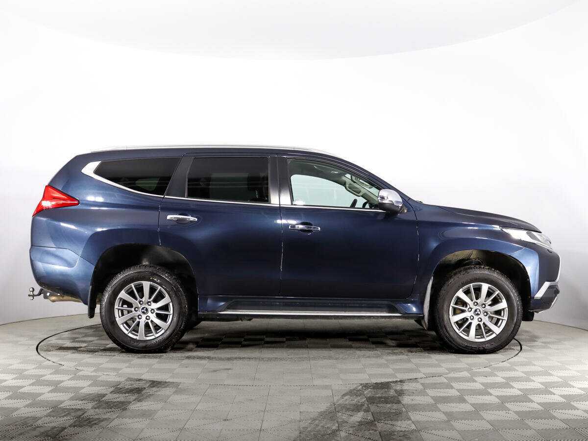 Купить Mitsubishi Pajero Sport с пробегом. Фото: #3
