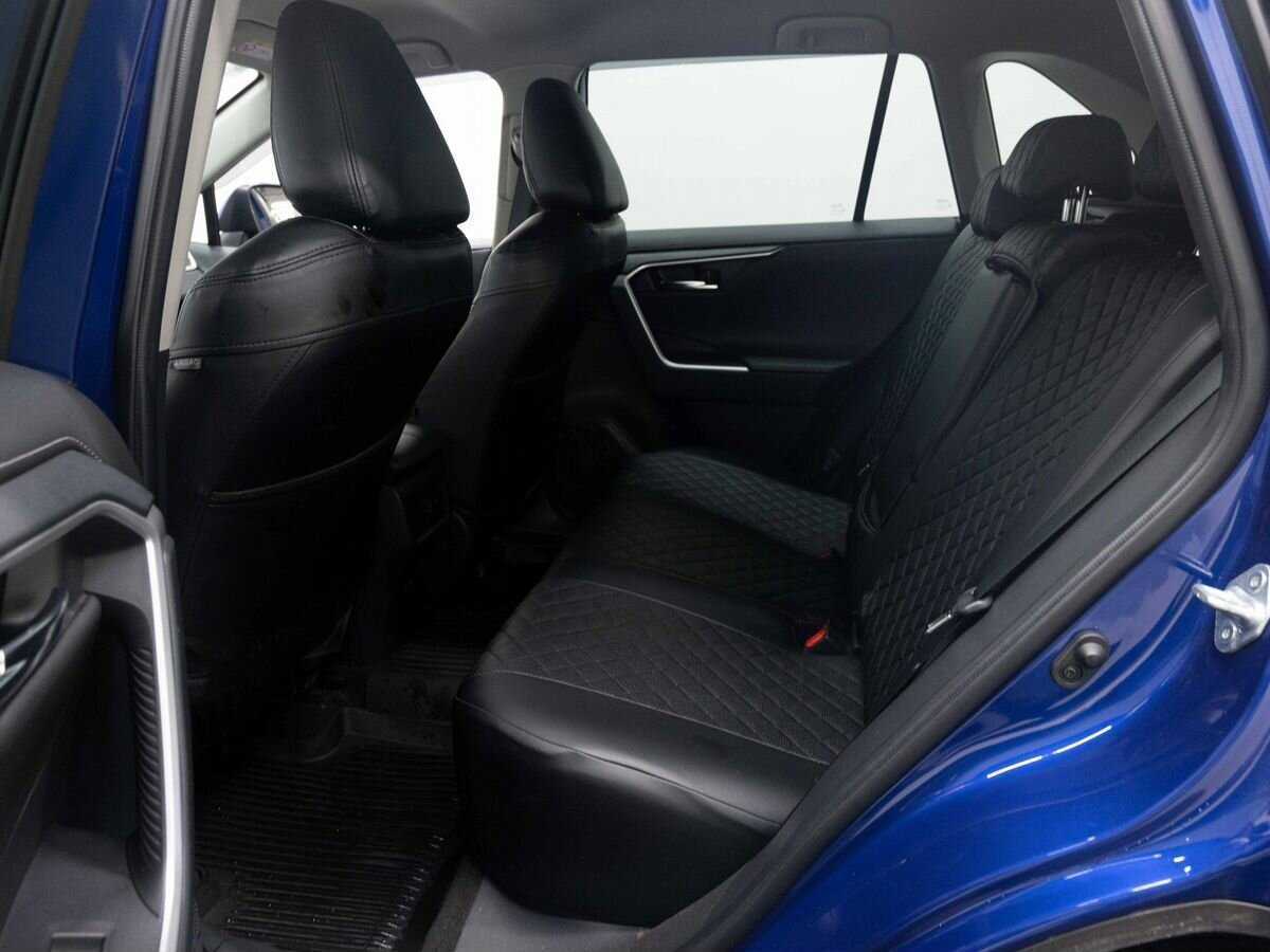 Купить Toyota RAV4 с пробегом. Фото: #9