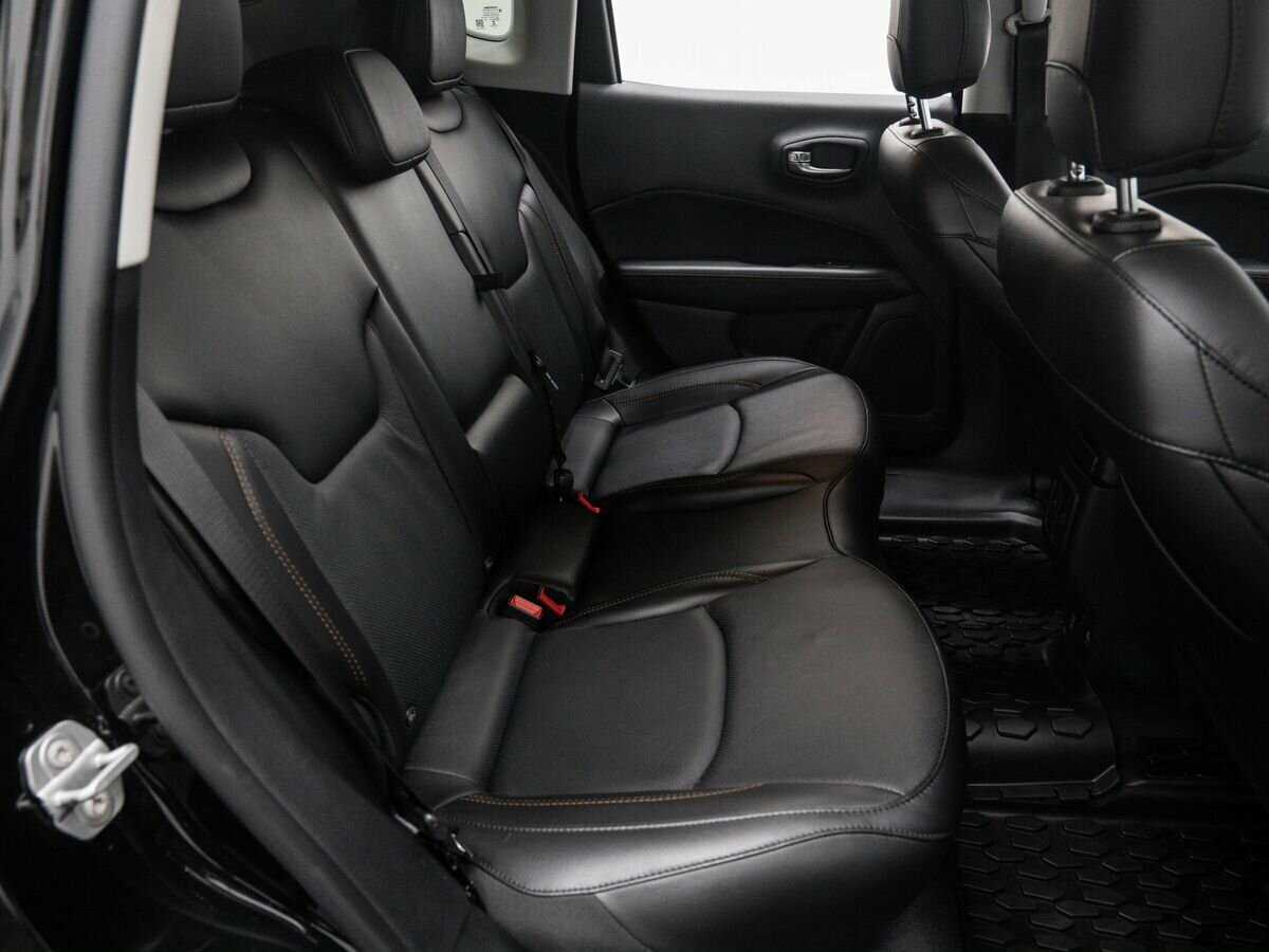 Купить Jeep Compass с пробегом. Фото: #9