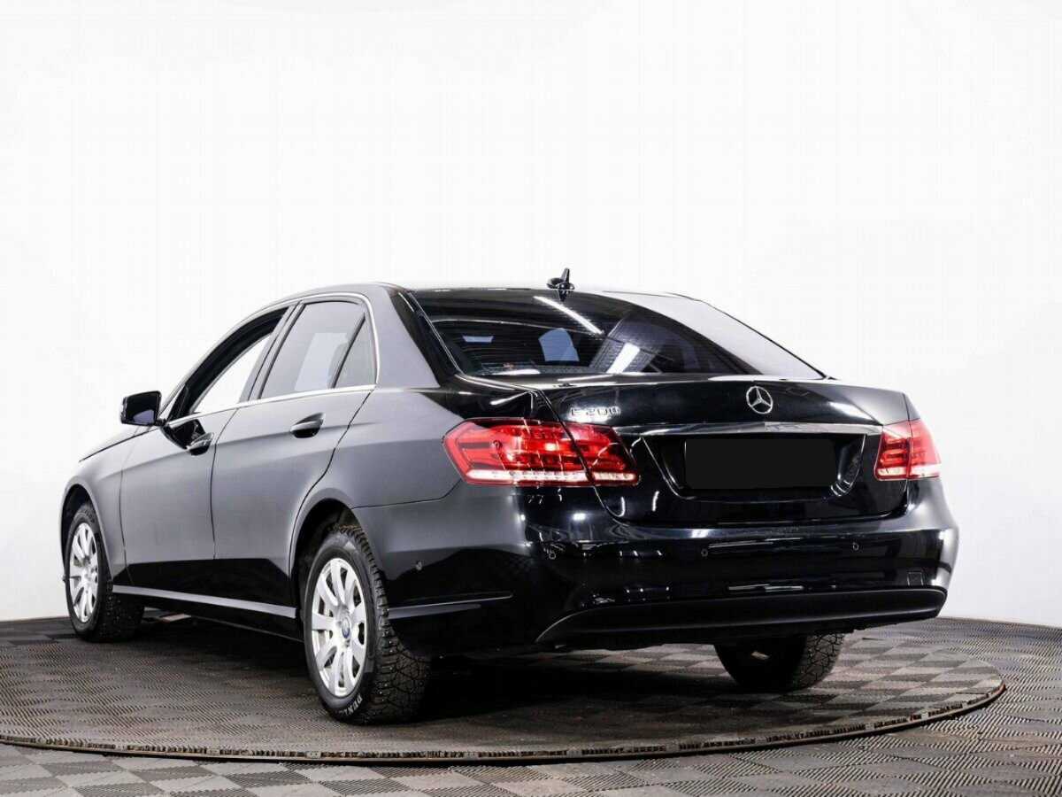 Купить Mercedes-Benz E-Класс с пробегом. Фото: #3