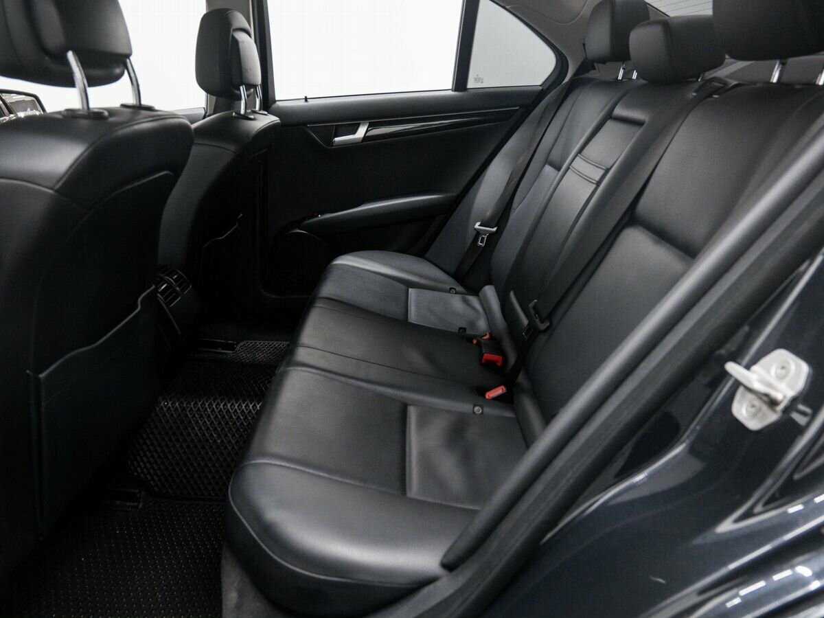 Купить Mercedes-Benz C-Класс с пробегом. Фото: #11