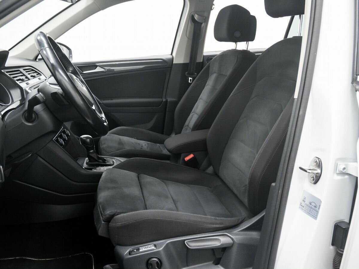 Купить Volkswagen Tiguan с пробегом. Фото: #15