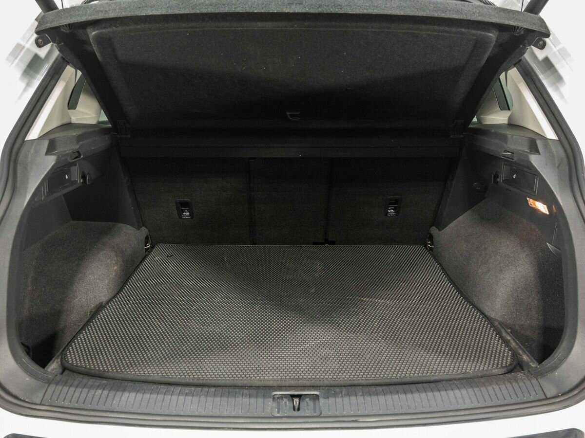 Купить Volkswagen Tiguan с пробегом. Фото: #24