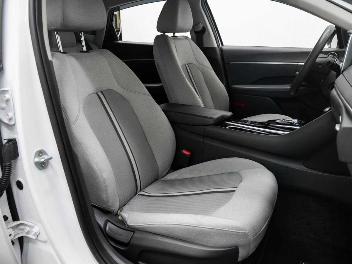 Купить Hyundai Sonata с пробегом. Фото: #9