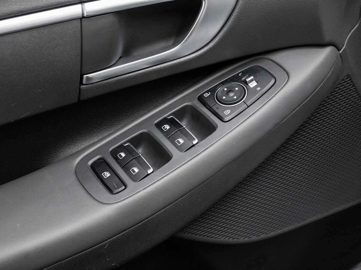 Купить Hyundai Sonata с пробегом. Фото: #16