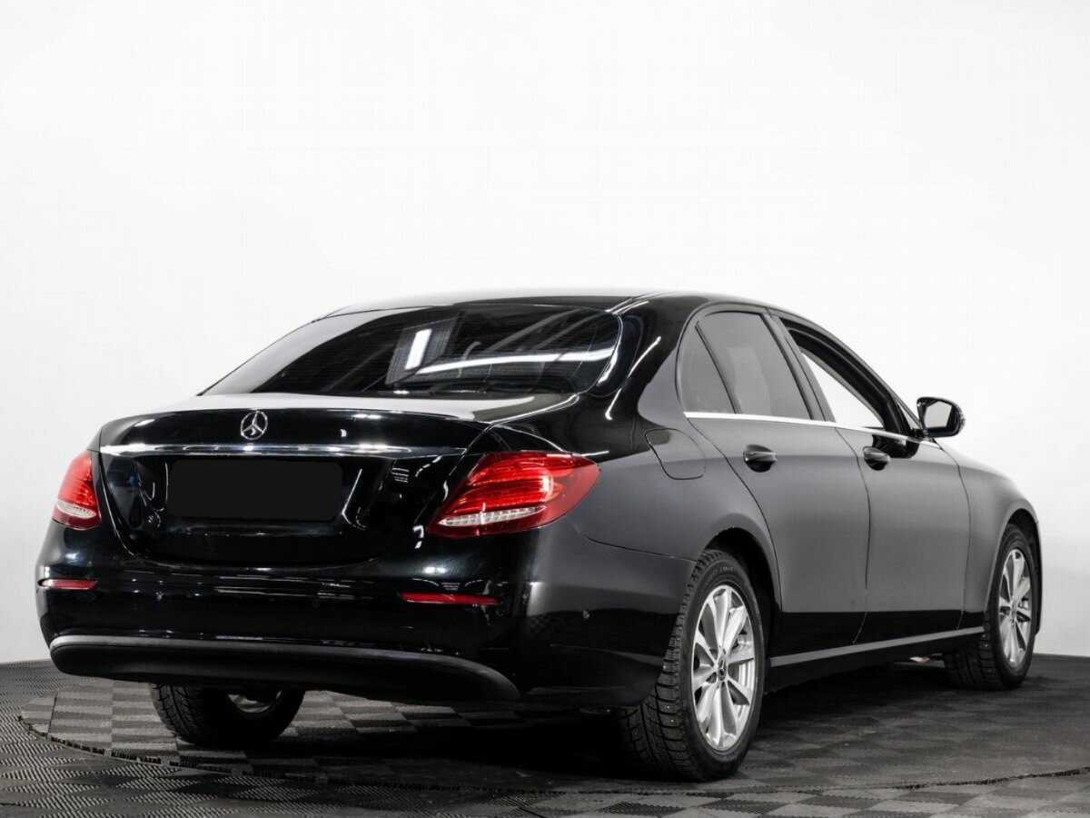 Купить Mercedes-Benz E-Класс с пробегом. Фото: #3