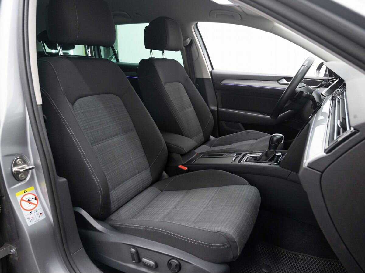 Купить Volkswagen Passat с пробегом. Фото: #13