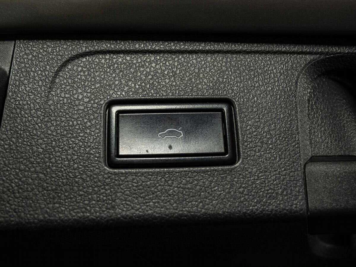 Купить Volkswagen Passat с пробегом. Фото: #22