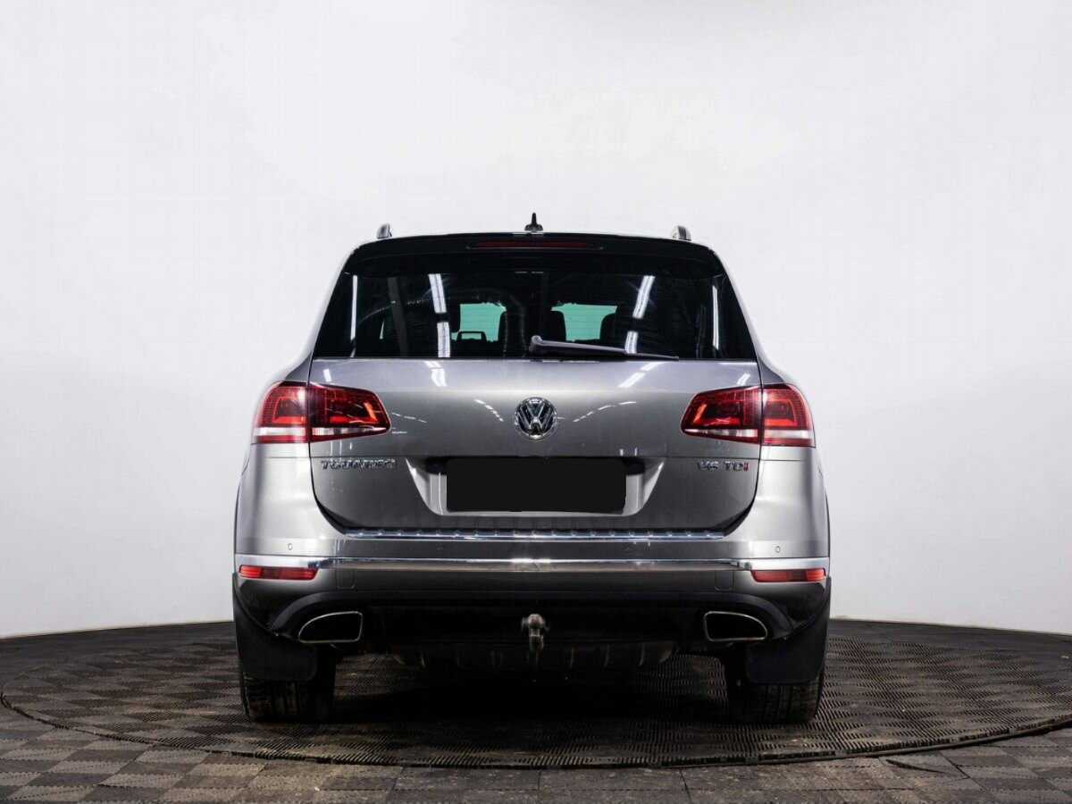 Купить Volkswagen Touareg с пробегом. Фото: #4