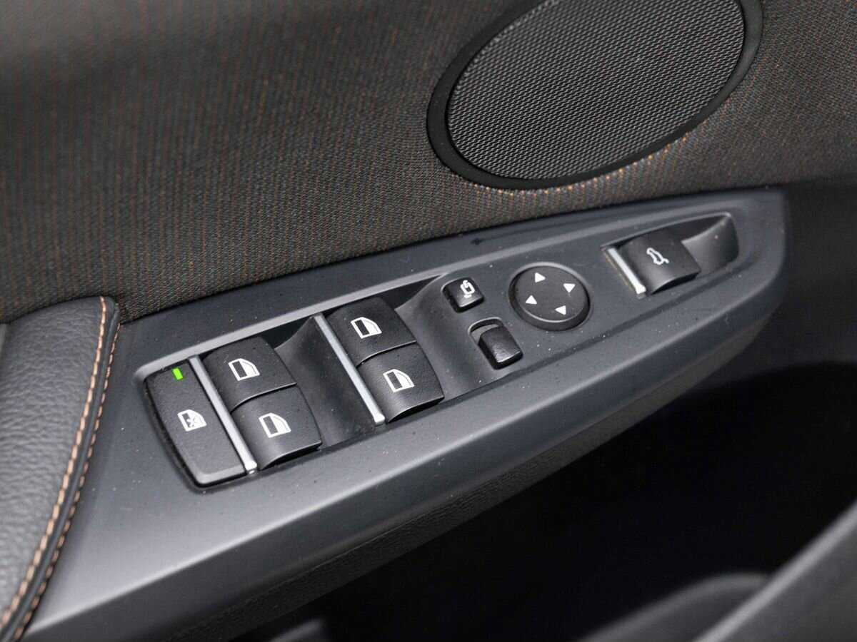 Купить BMW X3 с пробегом. Фото: #22