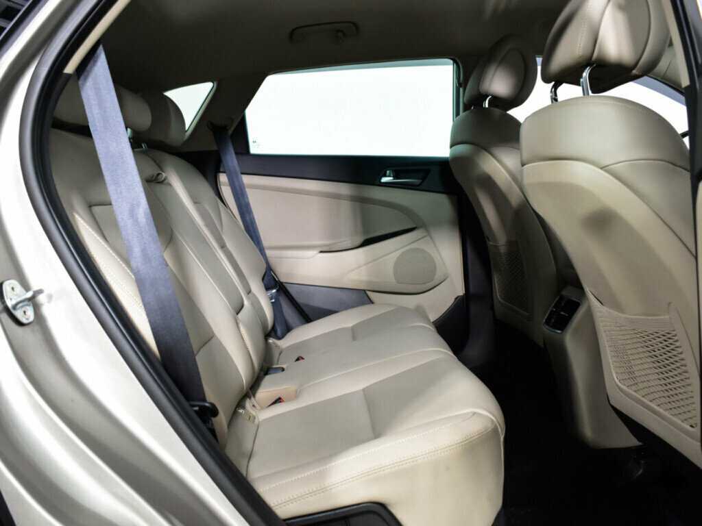 Купить Hyundai Tucson с пробегом. Фото: #9