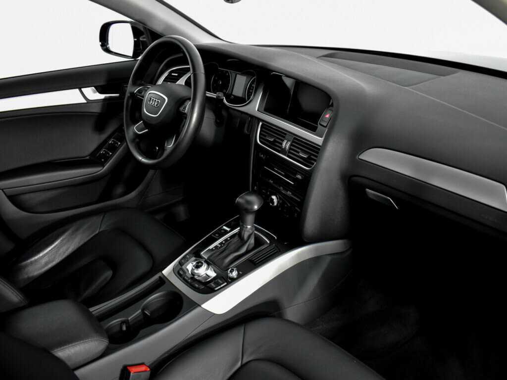 Купить Audi A4 с пробегом. Фото: #12
