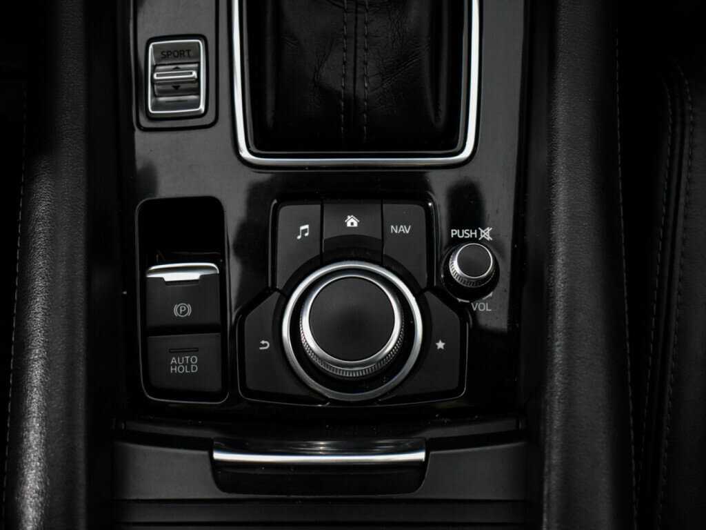 Купить Mazda 6 с пробегом. Фото: #9