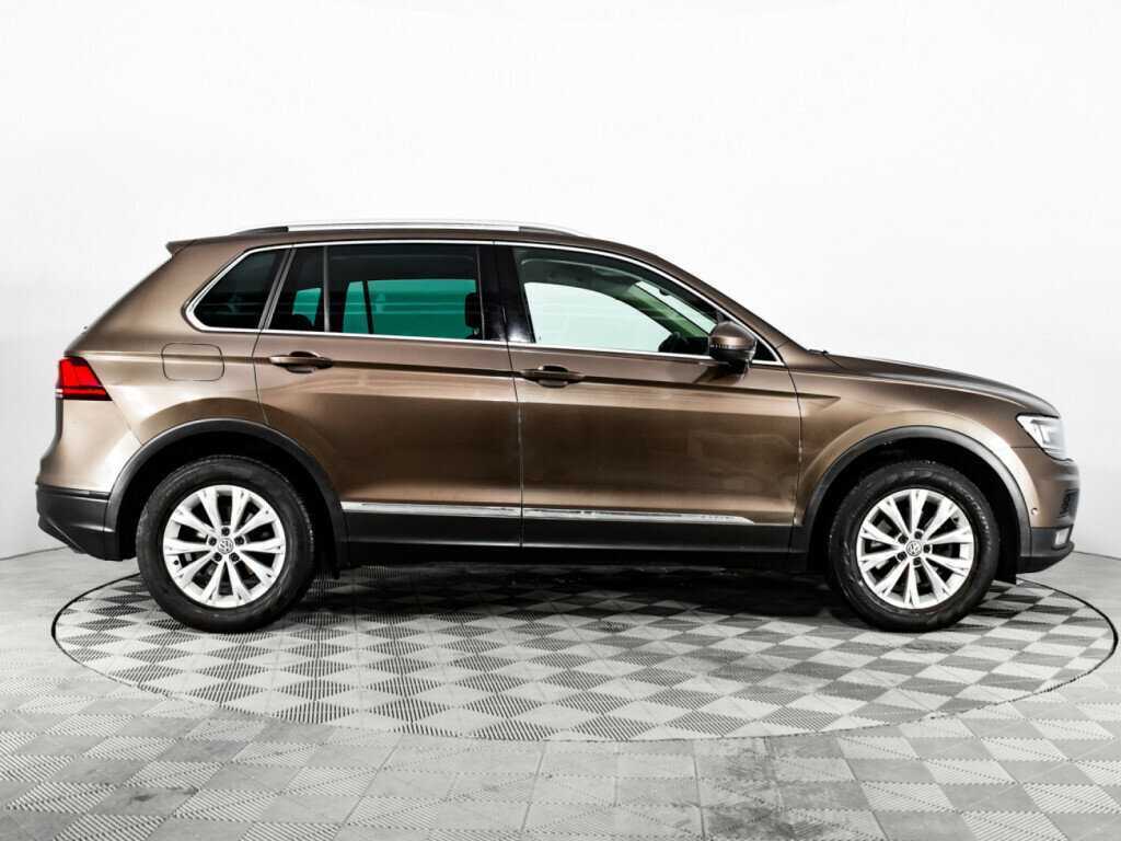 Купить Volkswagen Tiguan с пробегом. Фото: #3