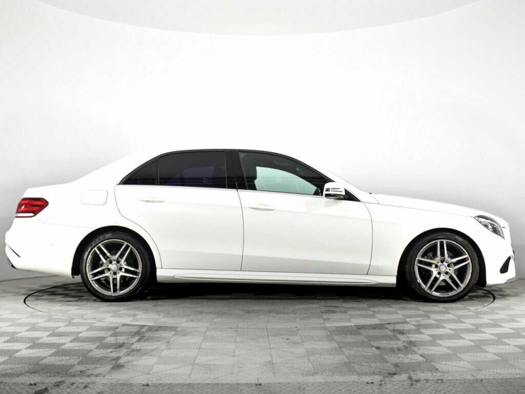 Купить Mercedes-Benz E-Класс с пробегом. Фото: #3