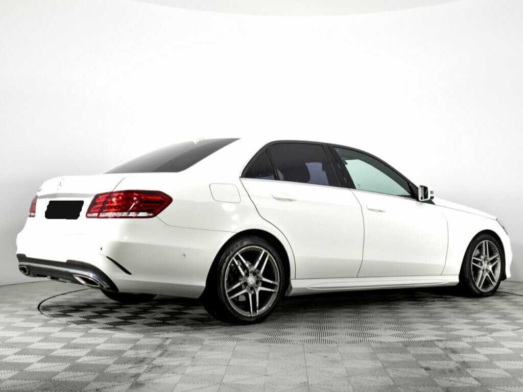 Купить Mercedes-Benz E-Класс с пробегом. Фото: #4