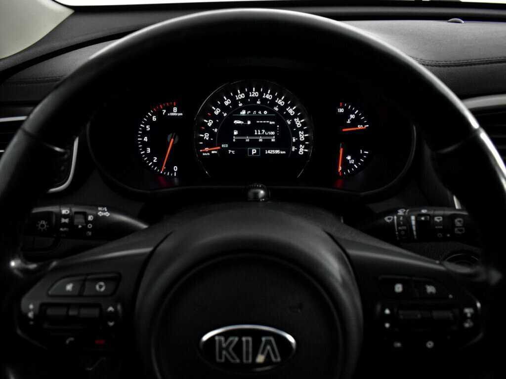 Купить Kia Sorento с пробегом. Фото: #17