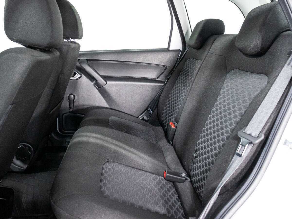 Купить Lada (ВАЗ) Granta с пробегом. Фото: #9