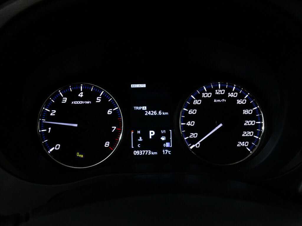 Купить Mitsubishi Outlander с пробегом. Фото: #11