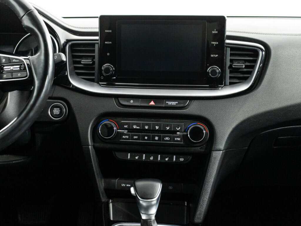 Купить Kia Ceed с пробегом. Фото: #12