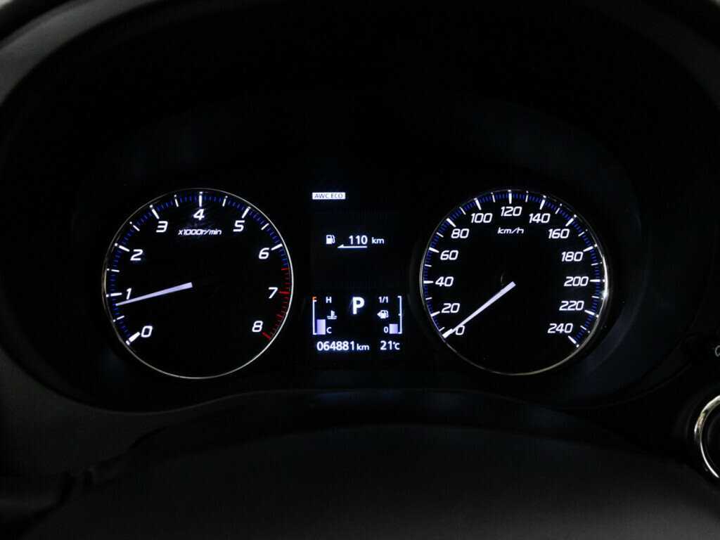 Купить Mitsubishi Outlander с пробегом. Фото: #11