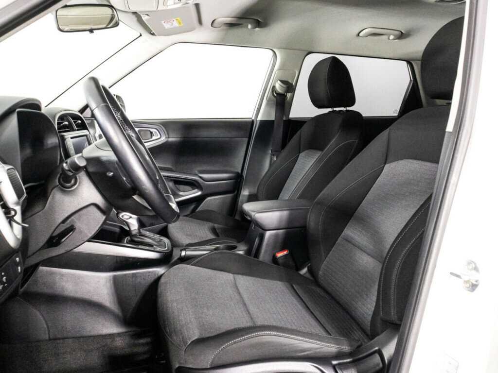 Купить Kia Soul с пробегом. Фото: #18