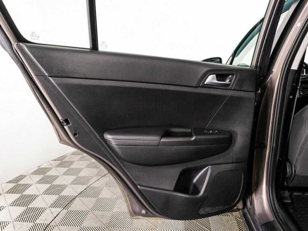 Купить Kia Sportage с пробегом. Фото: #23
