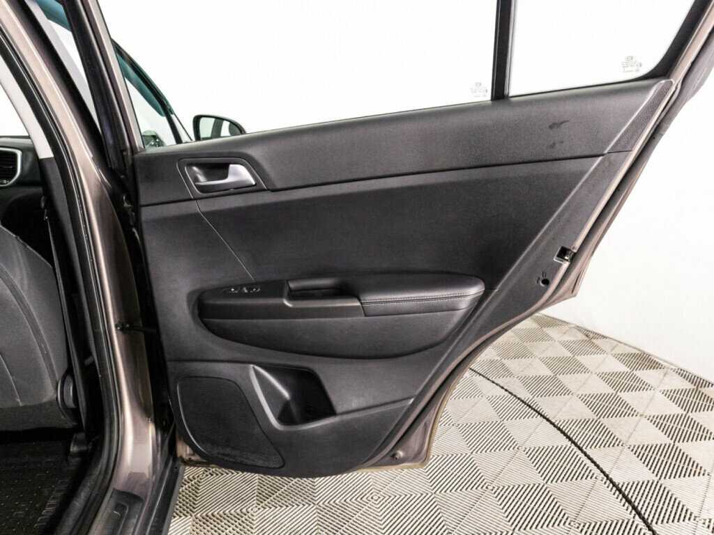 Купить Kia Sportage с пробегом. Фото: #25