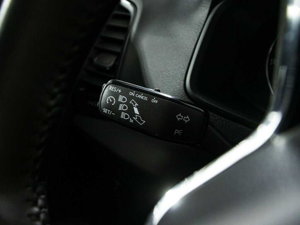 Купить Skoda Karoq с пробегом. Фото: #16