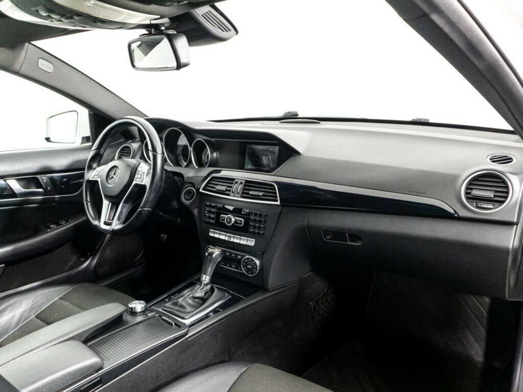 Купить Mercedes-Benz C-Класс с пробегом. Фото: #8