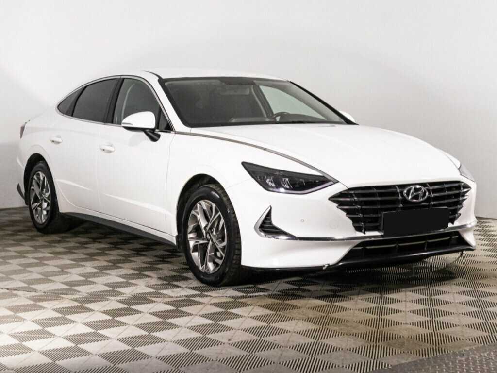 Купить Hyundai Sonata с пробегом. Фото: #2