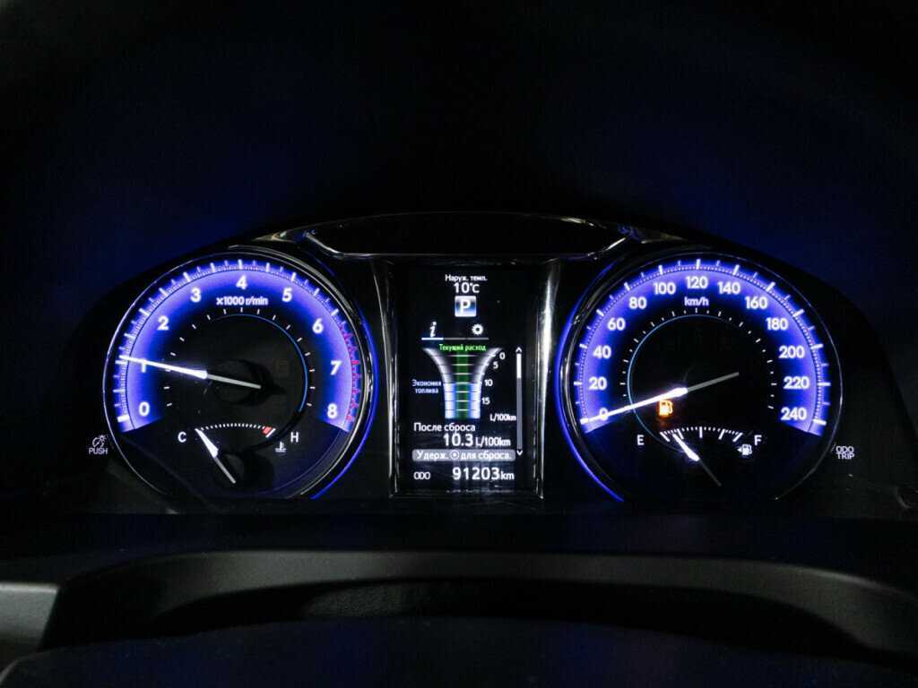 Купить Toyota Camry с пробегом. Фото: #11