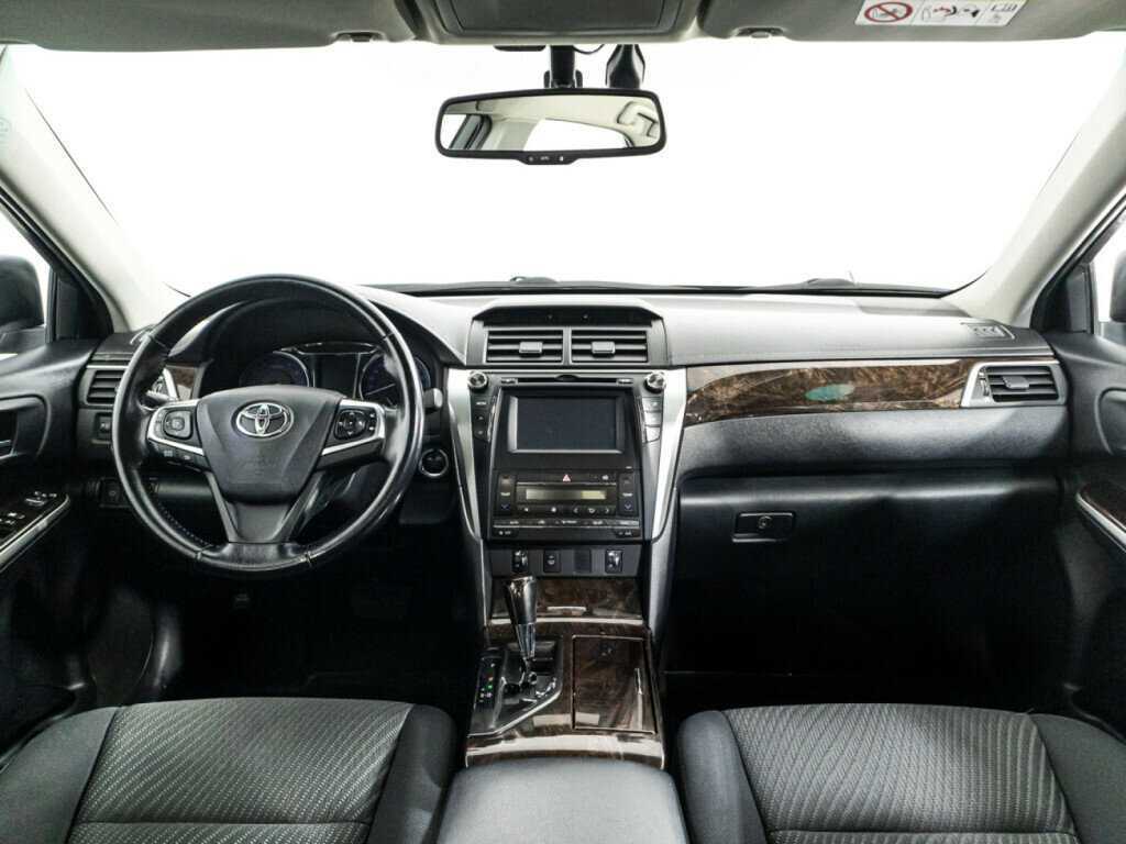 Купить Toyota Camry с пробегом. Фото: #12