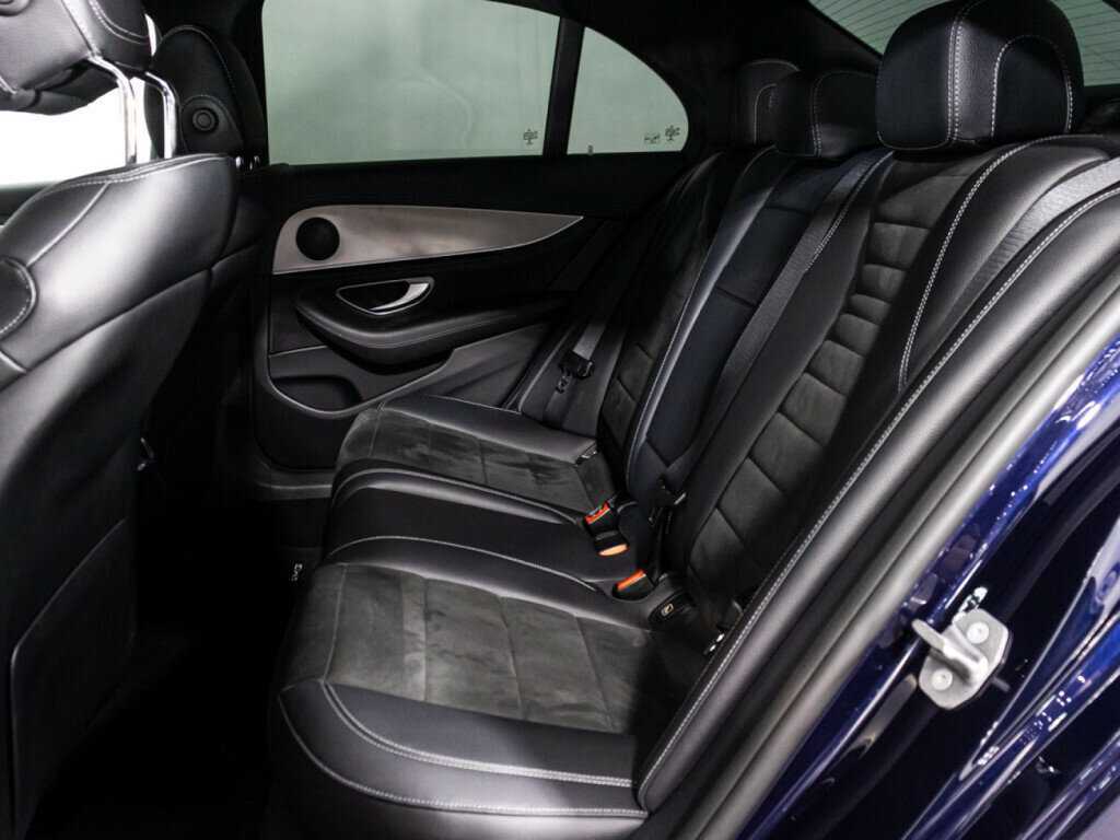 Купить Mercedes-Benz E-Класс с пробегом. Фото: #9