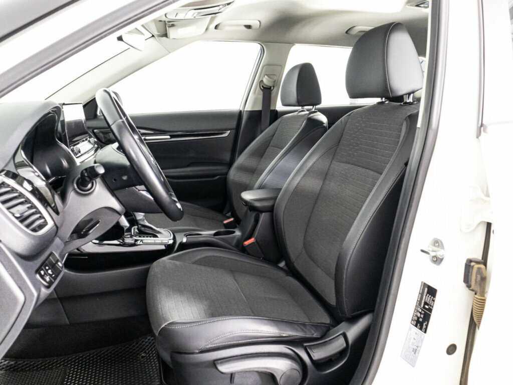 Купить Kia Seltos с пробегом. Фото: #21