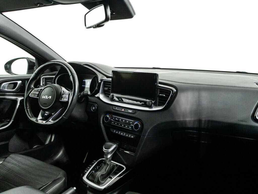 Купить Kia Ceed с пробегом. Фото: #6