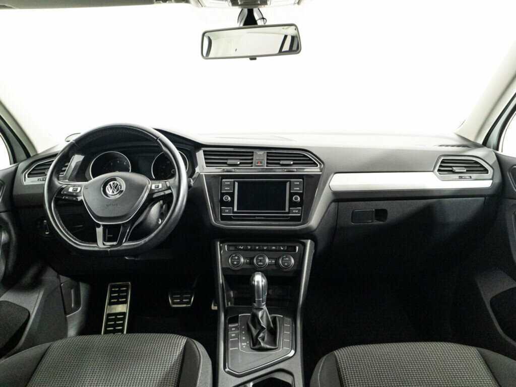 Купить Volkswagen Tiguan с пробегом. Фото: #12