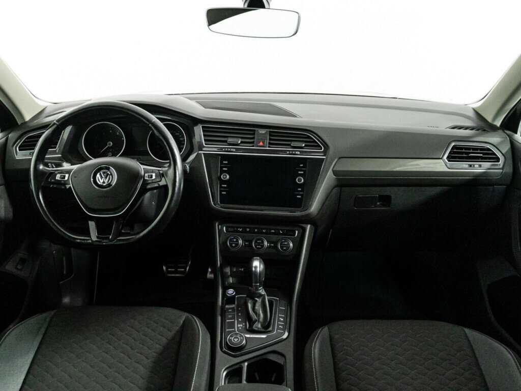 Купить Volkswagen Tiguan с пробегом. Фото: #12