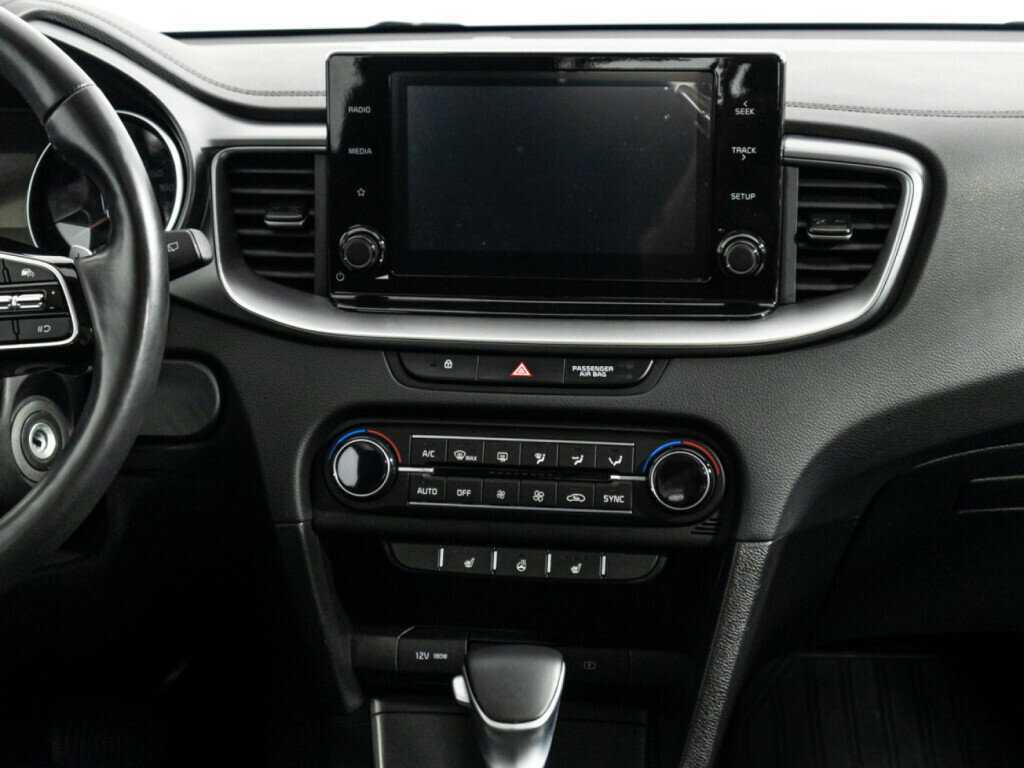 Купить Kia Ceed с пробегом. Фото: #14