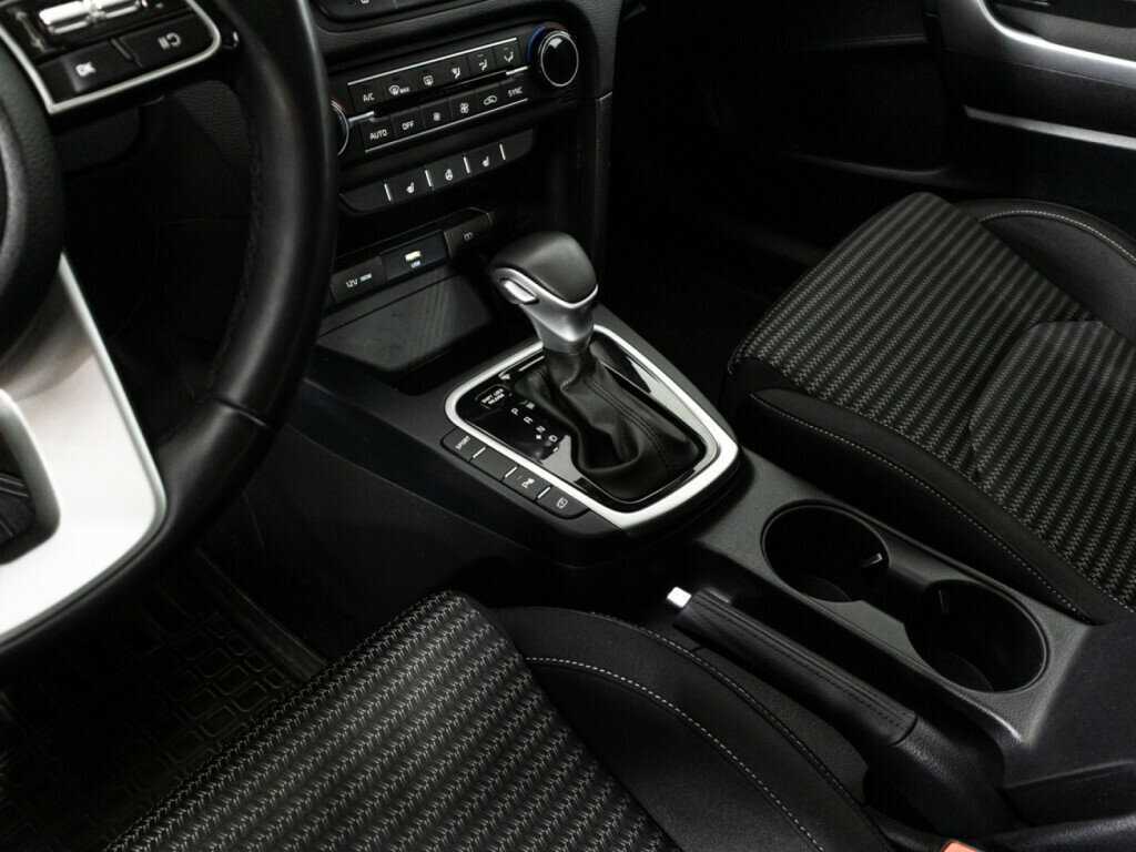 Купить Kia Ceed с пробегом. Фото: #17