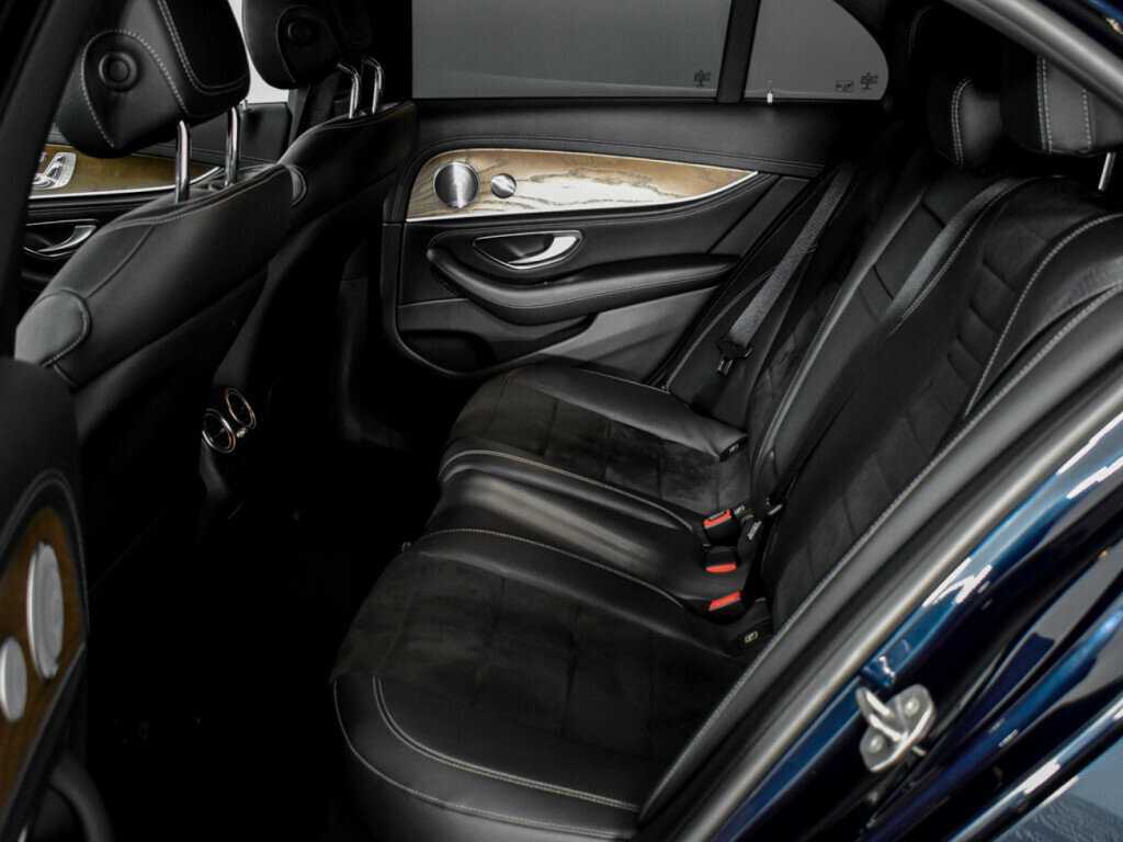 Купить Mercedes-Benz E-Класс с пробегом. Фото: #11