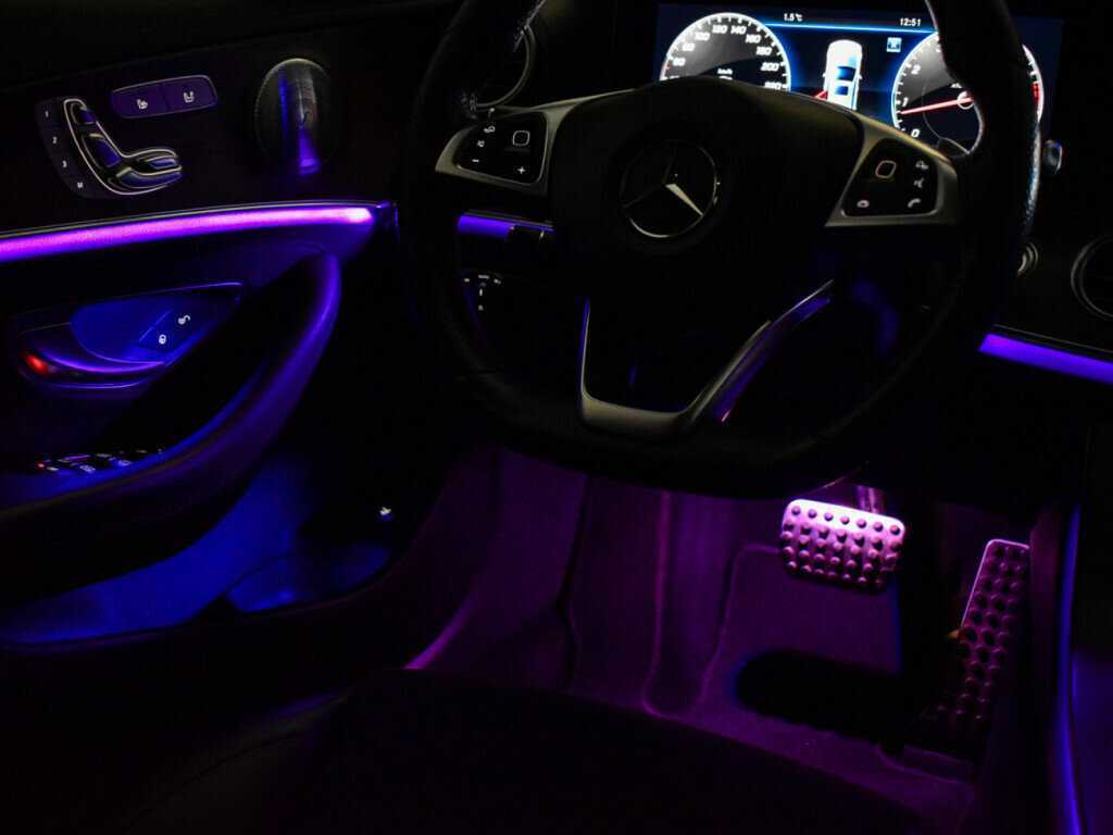 Купить Mercedes-Benz E-Класс с пробегом. Фото: #24