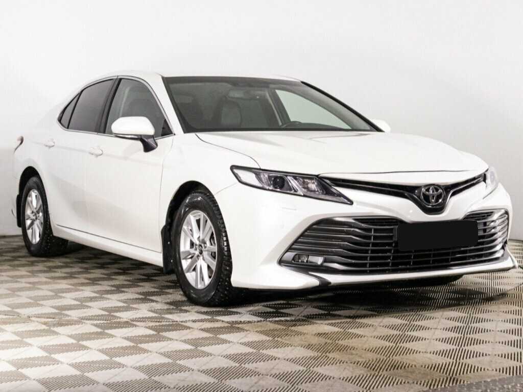 Купить Toyota Camry с пробегом. Фото: #2