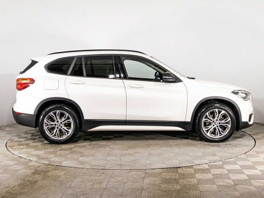 Купить BMW X1 с пробегом. Фото: #3