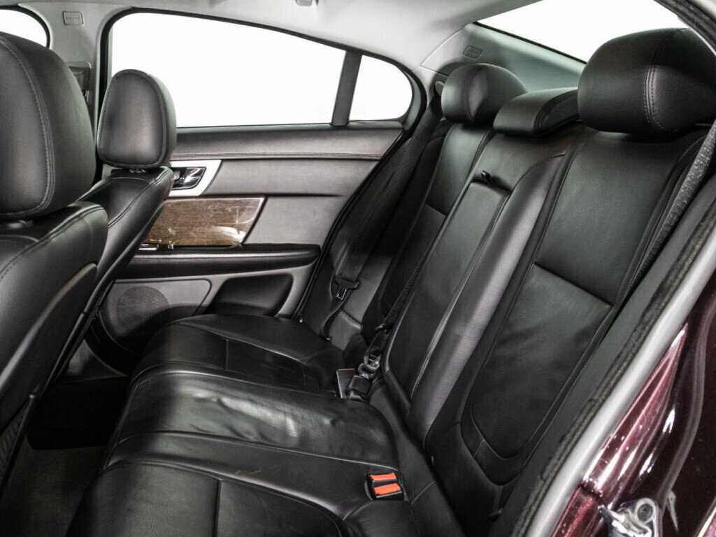 Купить Jaguar XF с пробегом. Фото: #9