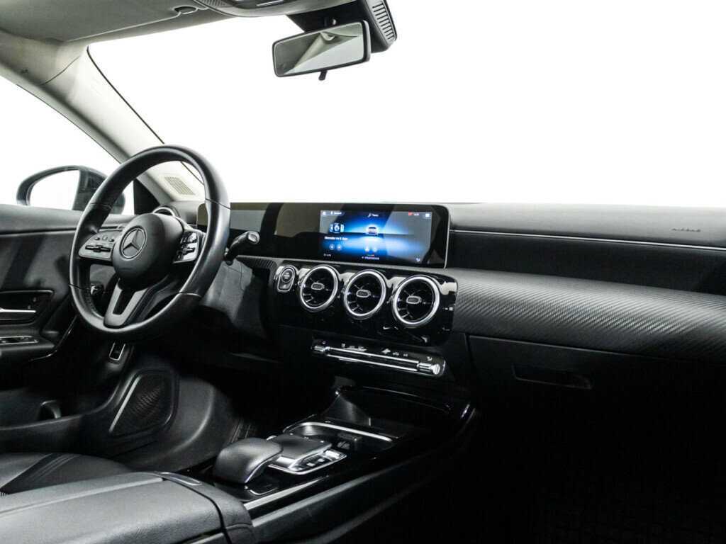 Купить Mercedes-Benz CLA с пробегом. Фото: #8