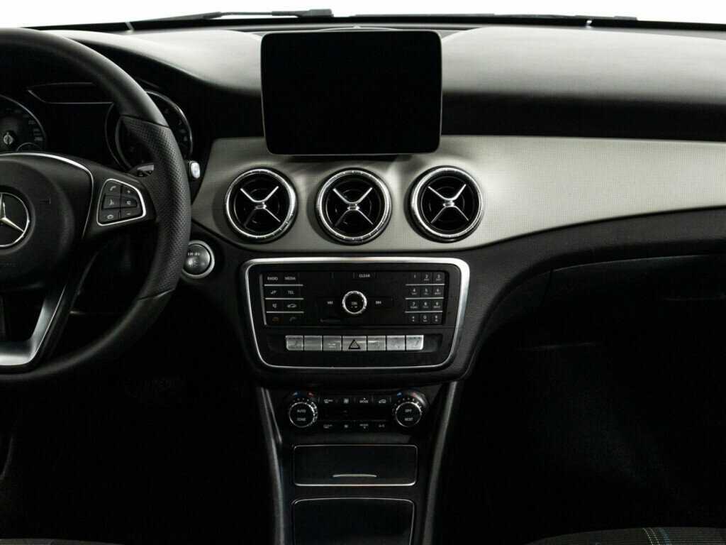 Купить Mercedes-Benz CLA с пробегом. Фото: #13